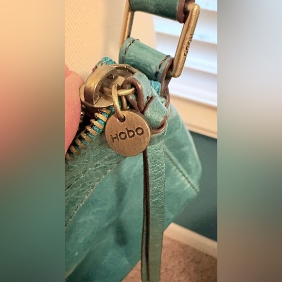 HOBO Turquoise Blue Leather Crossbody Bag - Picture 9 of 12